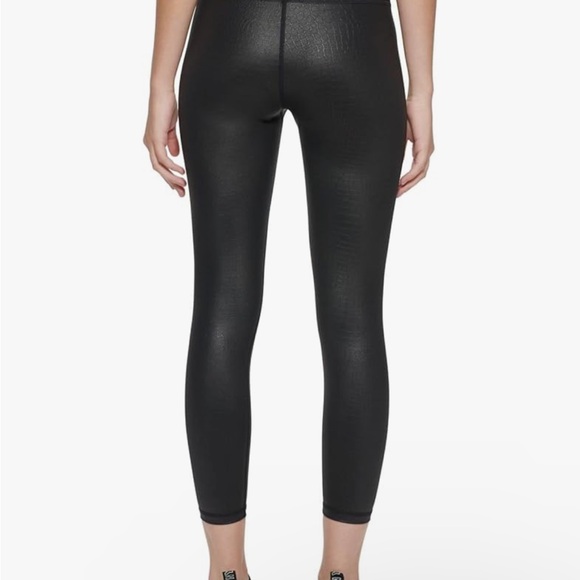 NEW DKNY faux leather crocodile print leggings XS - Picture 3 of 10